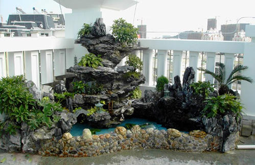 假山鱼池